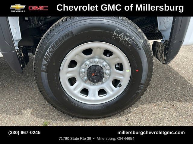 New 2026 GMC Sierra 2500 Pro w/ Max Trailering Package AWD/4WD image 13