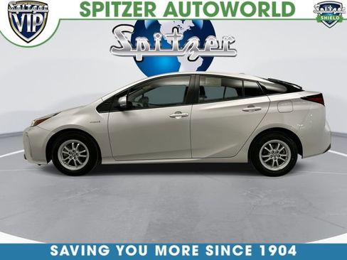 Used 2022 Toyota Prius LE image 8