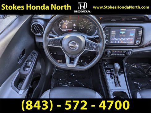 Used 2022 Nissan Kicks SR w/ Premium Package image 16