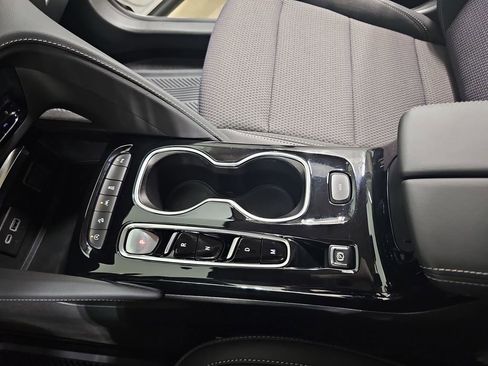 Certified 2023 Buick Envision Preferred w/ Sport Touring Package AWD/4WD image 29