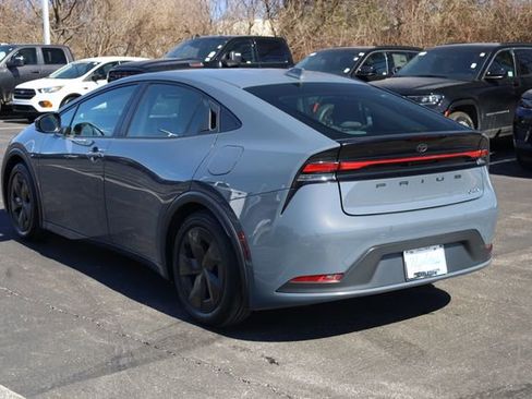 Used 2023 Toyota Prius LE image 7