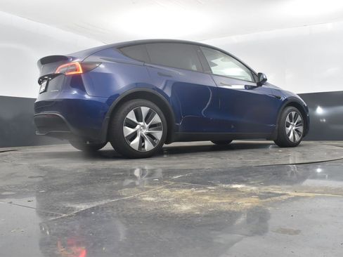 Used 2020 Tesla Model Y Long Range AWD/4WD image 35