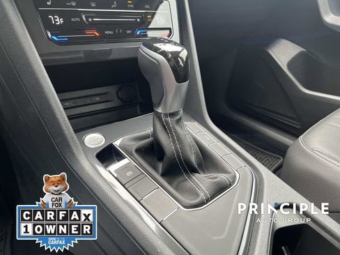 Used 2022 Volkswagen Tiguan SE FWD image 28