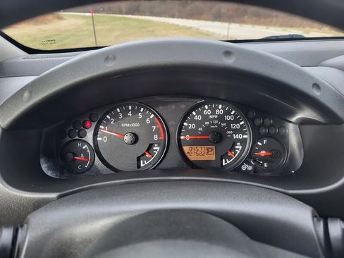 Used 2019 Nissan Frontier SV image 15