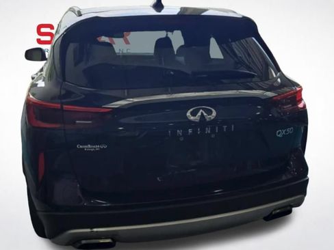 Used 2019 INFINITI QX50 Luxe w/ Cargo Package FWD image 2