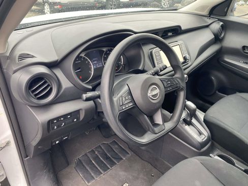Used 2024 Nissan Kicks S image 17