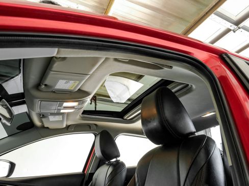 Used 2016 MAZDA MAZDA3 i Grand Touring image 4