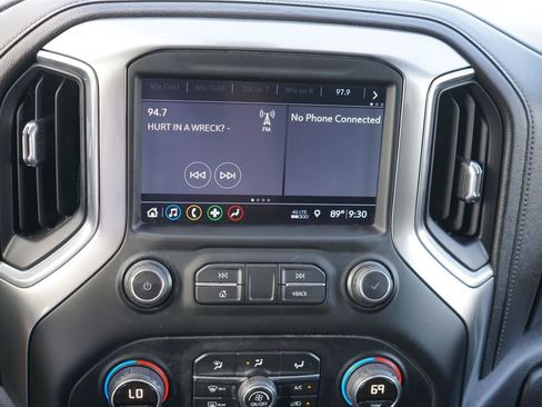 Used 2019 Chevrolet Silverado 1500 LT w/ All-Star Edition RWD image 13