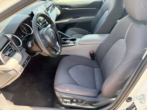 Used 2024 Toyota Camry LE AWD/4WD image 10