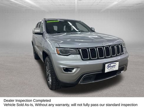Used 2018 Jeep Grand Cherokee Limited w/ Luxury Group II AWD/4WD image 3