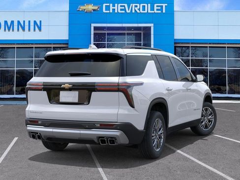New 2026 Chevrolet Traverse LT image 5