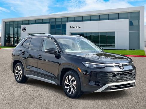 New 2026 Volkswagen Tiguan S FWD image 2