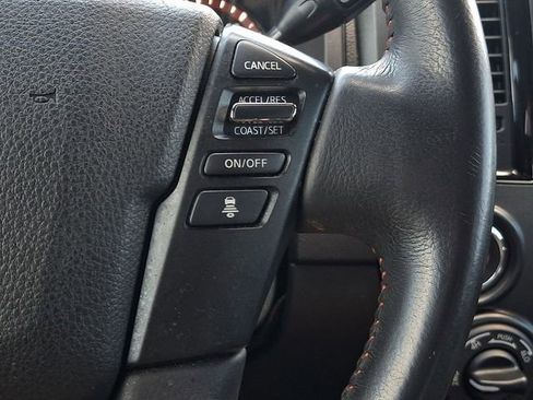 Used 2021 Nissan Titan PRO-4X w/ Pro-4x Convenience Package AWD/4WD image 21