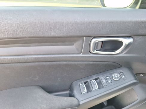 Used 2022 Honda Civic Sport image 17