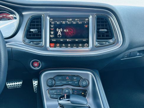 Used 2021 Dodge Challenger SRT Hellcat RWD image 17