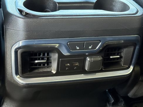 Used 2022 GMC Sierra 2500 Denali w/ Denali Ultimate Package image 16