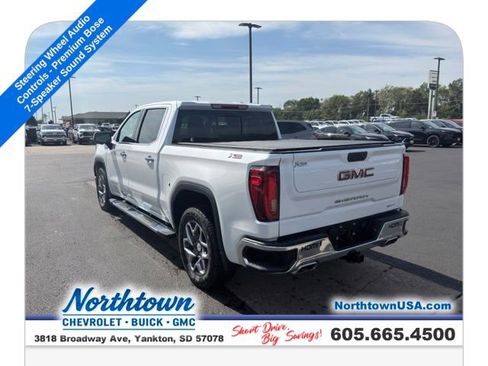 Used 2022 GMC Sierra 1500 SLT w/ SLT Premium Plus Package AWD/4WD image 12