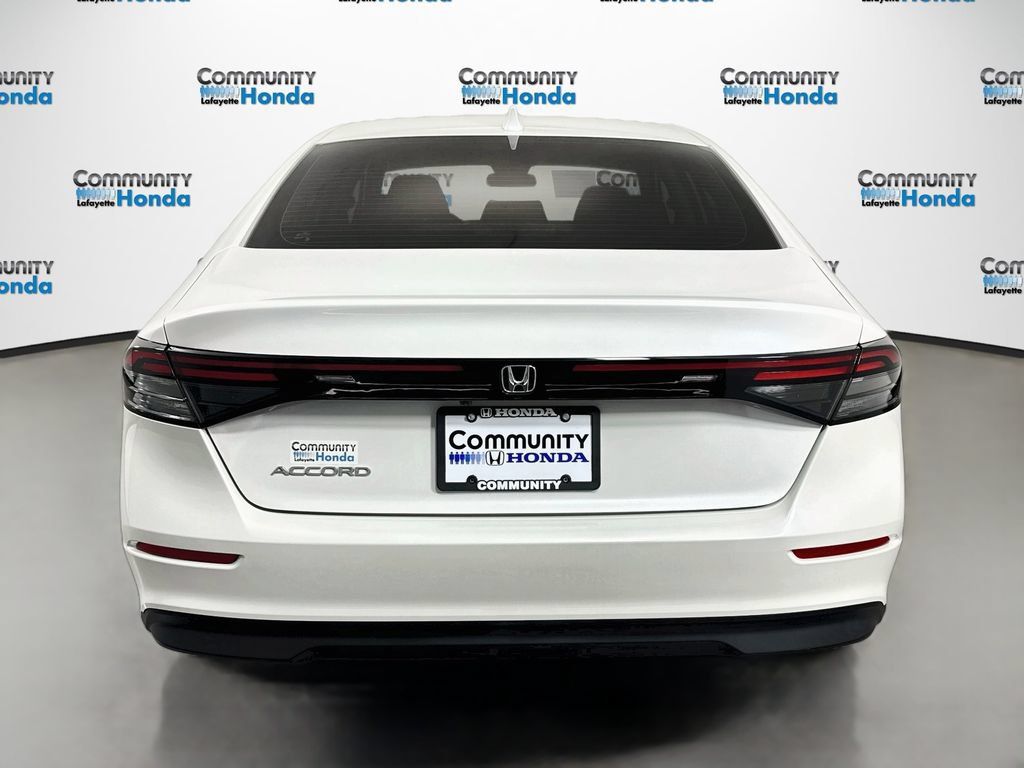 Used 2023 Honda Accord EX image 6
