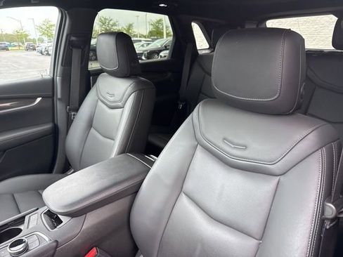 Used 2023 Cadillac XT5 Sportv w/ Technology Package AWD/4WD image 13
