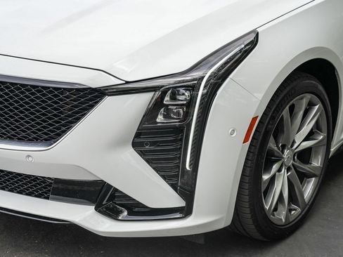 Used 2025 Cadillac CT5 Sport RWD image 8