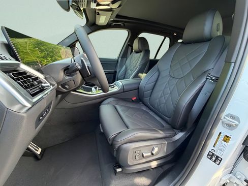 New 2026 BMW X5 xDrive40i AWD/4WD image 10