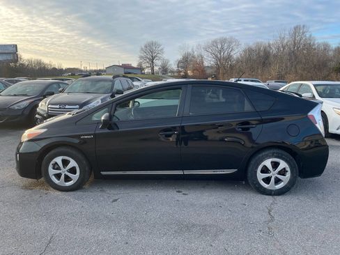 Used 2012 Toyota Prius Two image 3