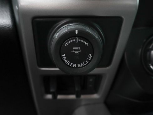 Used 2019 Ford F150 Lariat image 38