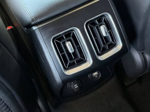 Used 2023 Kia Sorento S w/ Panoramic Sunroof Package FWD image 14