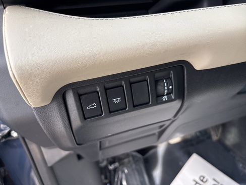 Certified 2023 Subaru Ascent Limited image 23