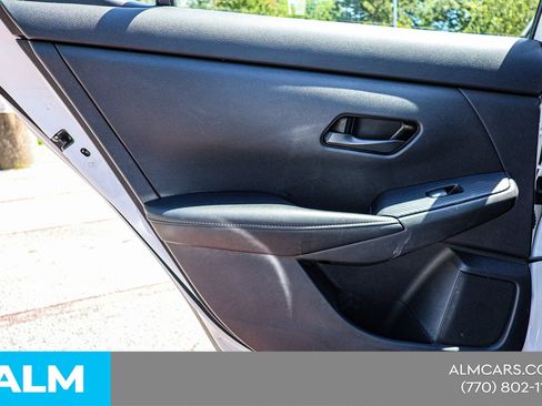 Used 2024 Nissan Sentra SV FWD image 40