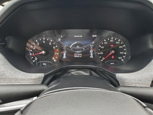 Used 2022 Jeep Compass Latitude image 27