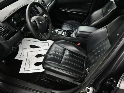 Used 2023 Chrysler 300 S RWD image 21