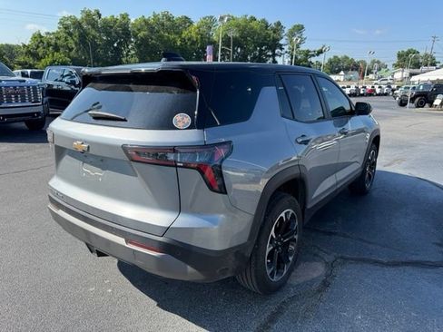 Used 2026 Chevrolet Equinox LT w/ LPO, Floor Liner Package AWD/4WD image 4