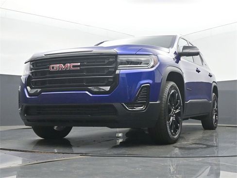 Used 2023 GMC Acadia SLE w/ Driver Convenience Package image 48