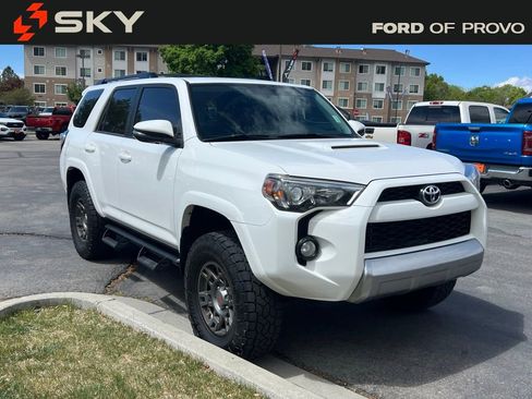 Used 2019 Toyota 4Runner TRD Off-Road Premium AWD/4WD image 5