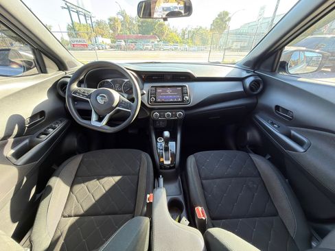 Used 2019 Nissan Kicks S w/ Exterior Electronics Package image 12