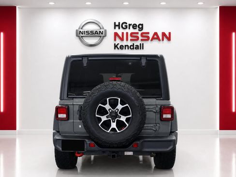 Used 2022 Jeep Wrangler Unlimited Rubicon AWD/4WD image 6
