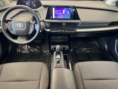 Certified 2023 Toyota Prius LE FWD image 3