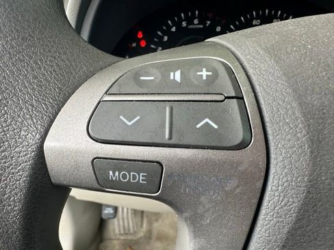 Used 2009 Toyota Camry image 13