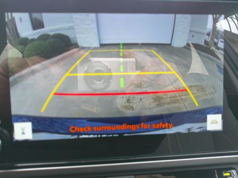 Used 2025 Toyota Camry LE image 26