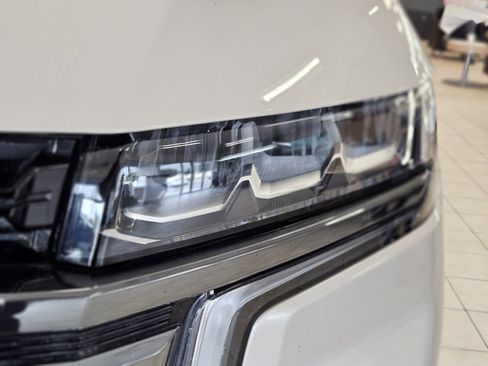 Used 2022 Chevrolet Tahoe Z71 w/ Z71 Off-Road Package image 9