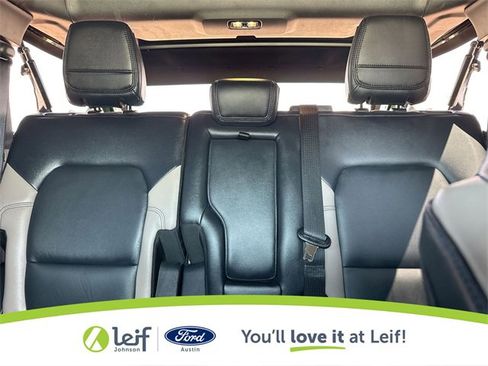 Used 2023 Ford Bronco Wildtrak image 30