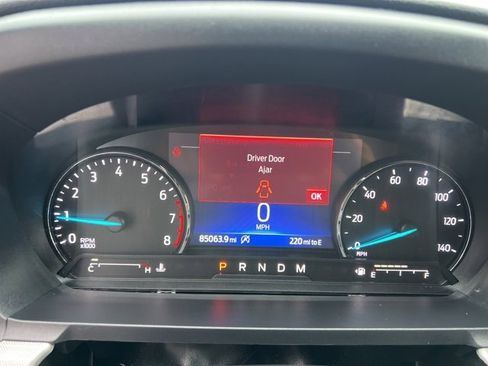 Used 2020 Ford Explorer XLT w/ Equipment Group 202A image 25