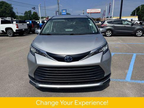 Used 2022 Toyota Sienna LE FWD image 21