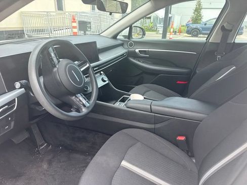 Used 2025 Hyundai Sonata SEL FWD image 7