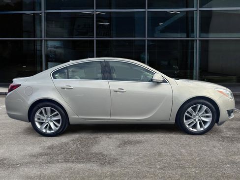 Used 2016 Buick Regal Turbo image 4