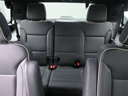 Certified 2025 GMC Yukon Elevation image 12