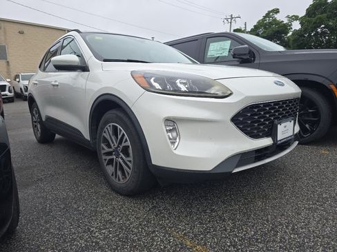 Used 2020 Ford Escape SEL AWD/4WD image 2