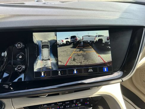 Used 2023 Buick Envision Avenir AWD/4WD image 17