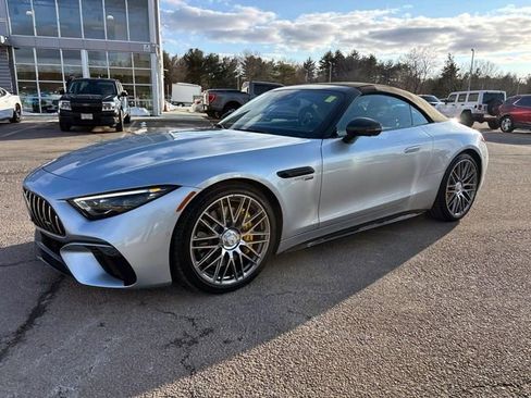 Used 2022 Mercedes-Benz SL 55 AMG 4MATIC w/ Driver Assistance Package image 6